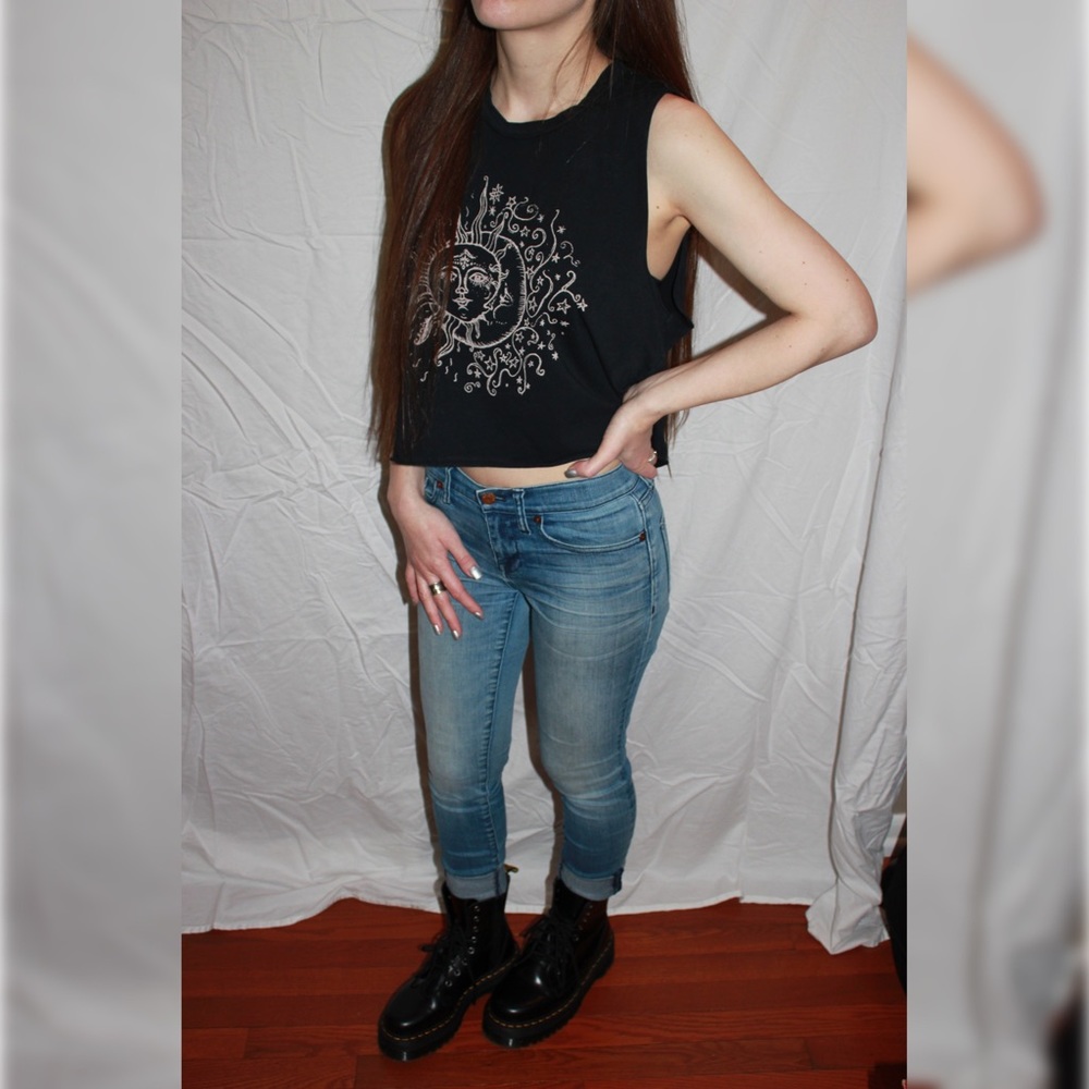 Sun & Moon Tanktop - Picture 4 of 9